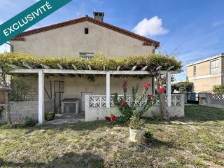 Vente Maison Maison des années 70 avec jardin, garage et grand sous-sol, proche du canal Castelnaudary