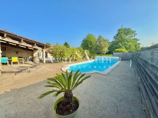  Maison � vendre 7 pi�ces 216 m�