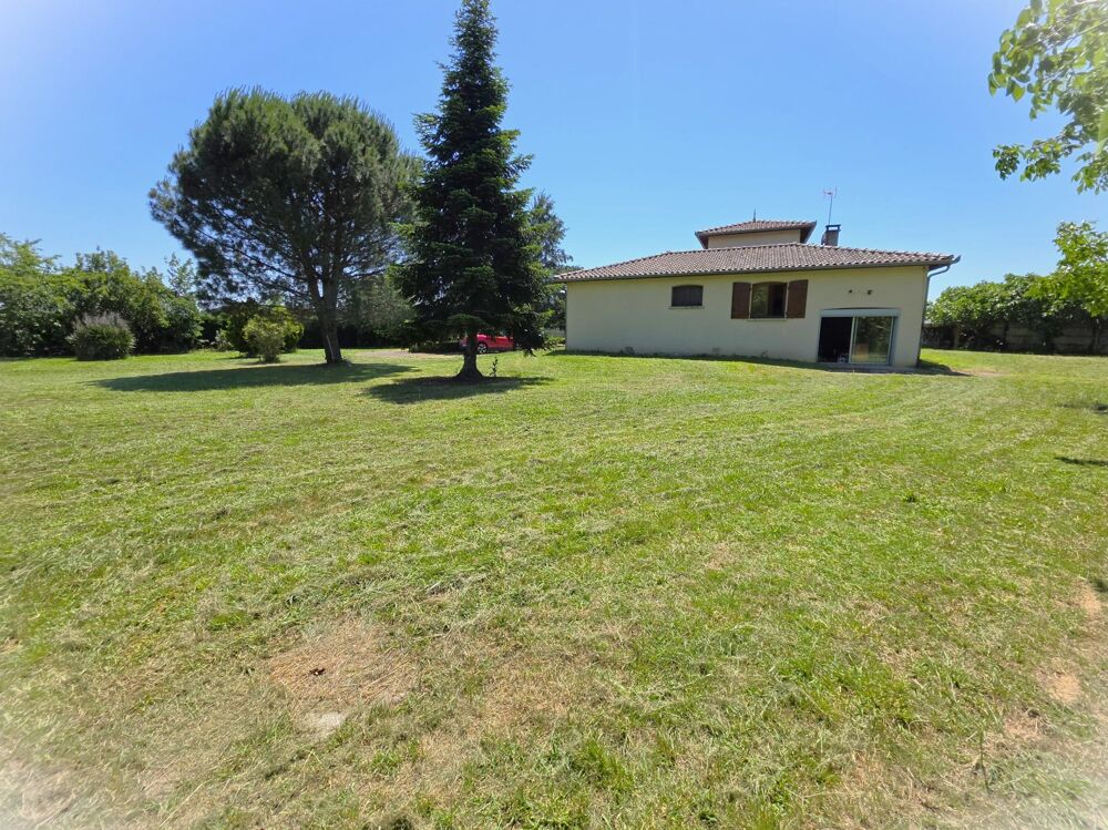Maison t5 de 137m² sur un terrain d'environ 2900m²