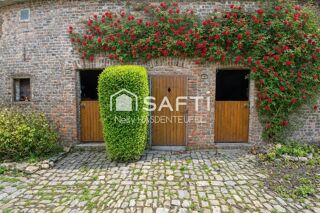  Immeuble à vendre 230 m² Hergnies