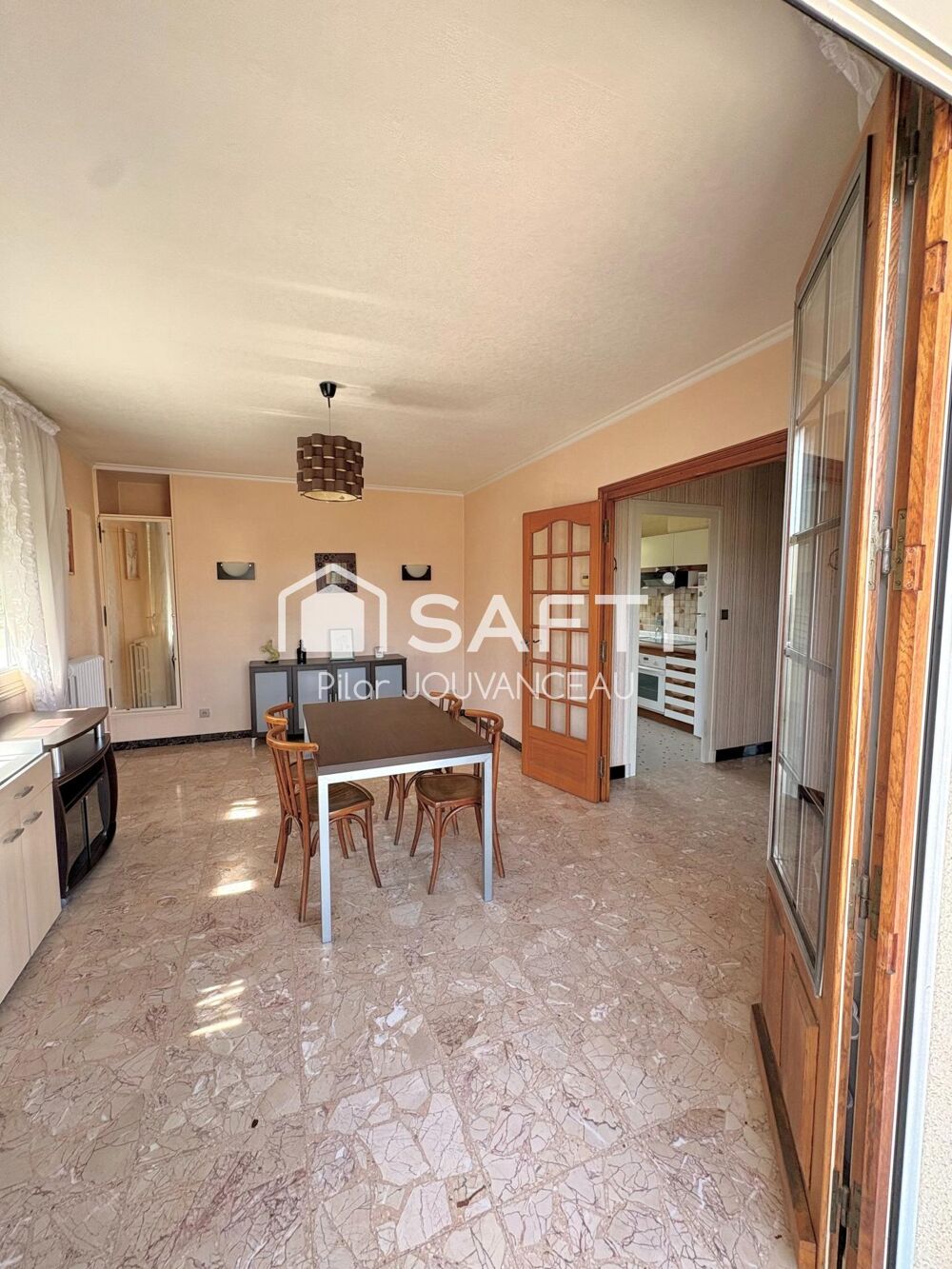 Vente Maison Chalon proche centre ville - quartier calme - maison avec jardin agréable - toutes commodités - bus  - écoles - commerces Chalon-sur-saône