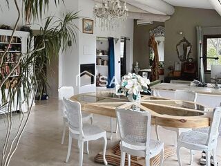 Vente Maison Maison 170 m² avec piscine à Apt Apt