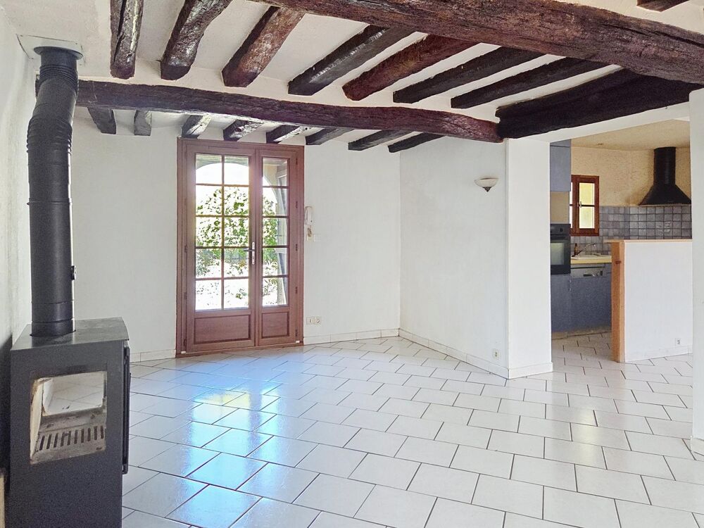 Maison pleine de charme, cadre paisible, à visiter rapidement !