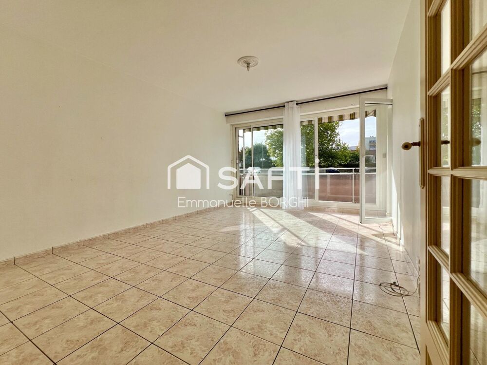 Vente Appartement Appartement - 3 chambres - Balcon - Loggia - Box fermé + place aérienne privative - Cave Nantes