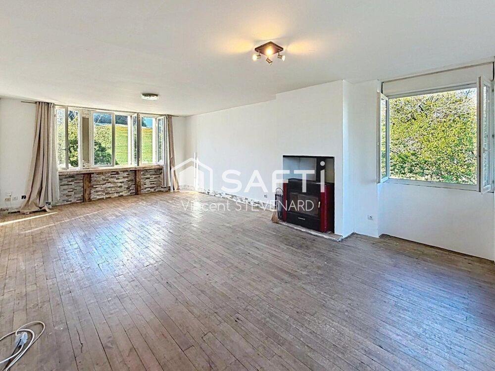Vente Maison Maison avec sous-sol, dépendances et grand terrain à Luxé Luxe