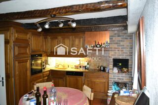  Immeuble � vendre 415 m�