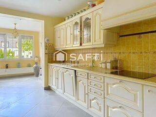  Maison  vendre 6 pices 162 m