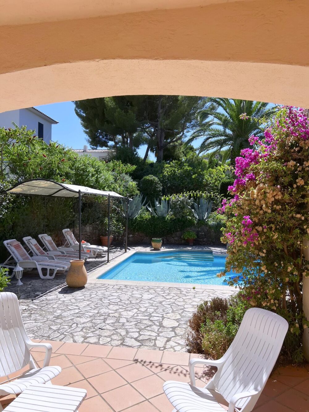 Vente Maison Une adresse privilégiée à quelques pas de la mer. Sanary-sur-mer