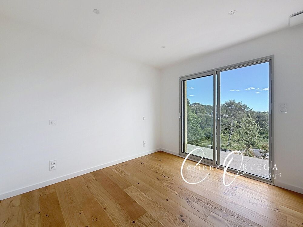 Vente Maison Villa contemporaine 3 chambres piscine et garage Nimes