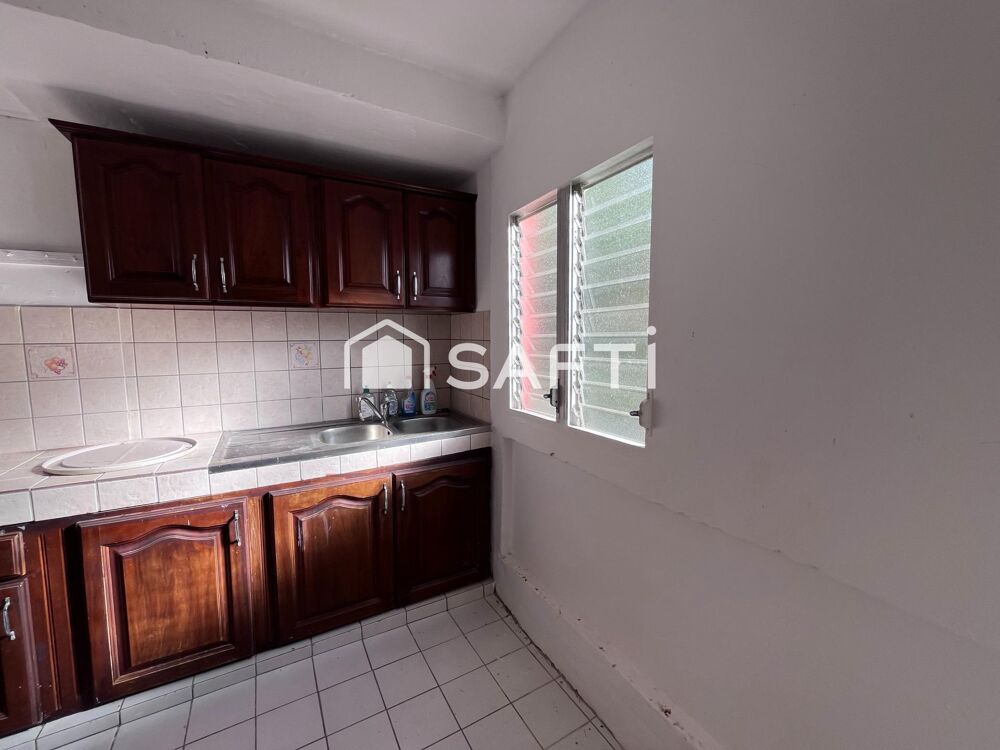 Vente Maison Maison T3 dans le bourg de Fond Saint Denis Fonds-saint-denis