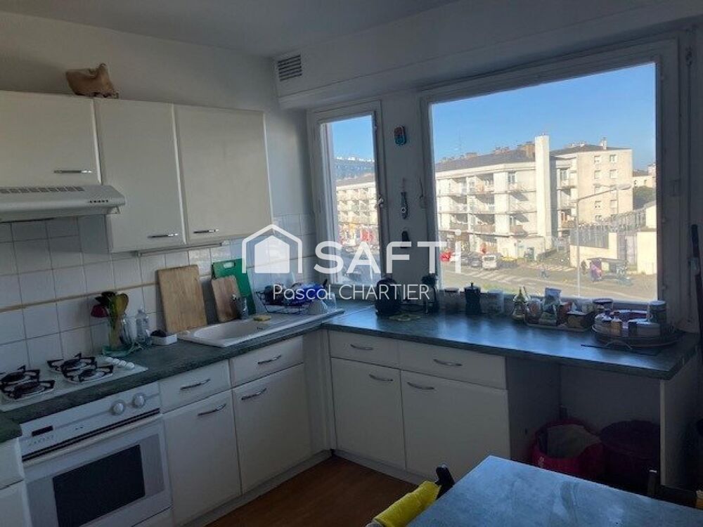 Idéal investisseur, appartement T4 en colocation, proche centre-ville, quartier St Michel / Jardin des Plantes.