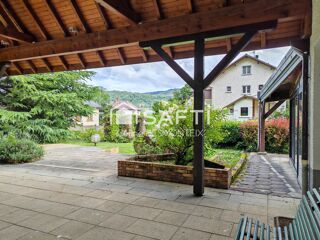  Maison  vendre 8 pices 265 m