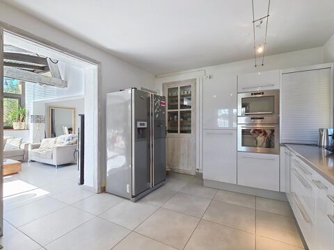  Maison  vendre 10 pices 246 m