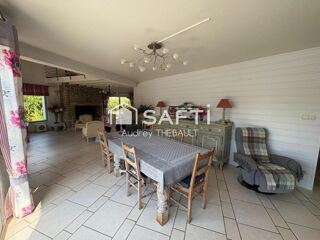  Maison à vendre 10 pièces 241 m²