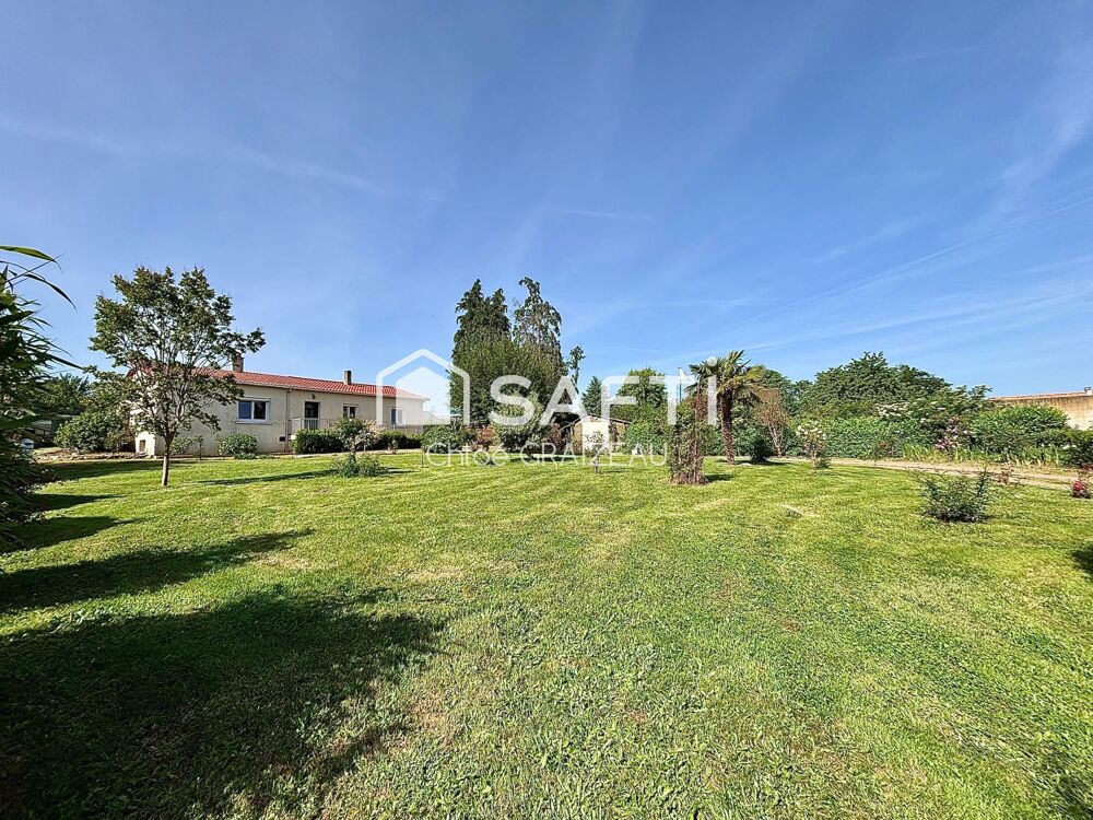 Maison 4 pièces 106 m² · à La Chapelle-Saint-Laurent · 106 m² · 167 500 €