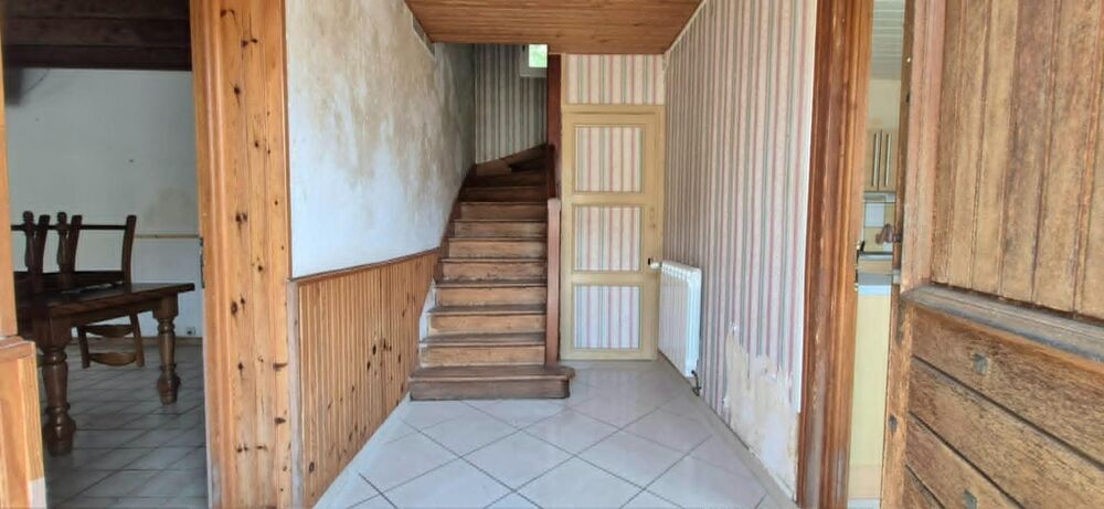 Vente Maison Proche de Fismes - Plusieurs garages - 3 chambres possible 4. Blanzy-les-fismes