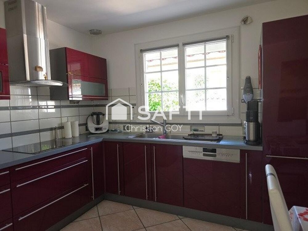 Vente Maison - 69720 - St BONNET DE MURE - 135 M² HABITABLE - 4 CHAMBRES - CENTRE VILLE  A PIED - Saint-bonnet-de-mure