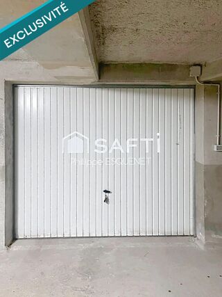  Parking / Garage  vendre 15 m