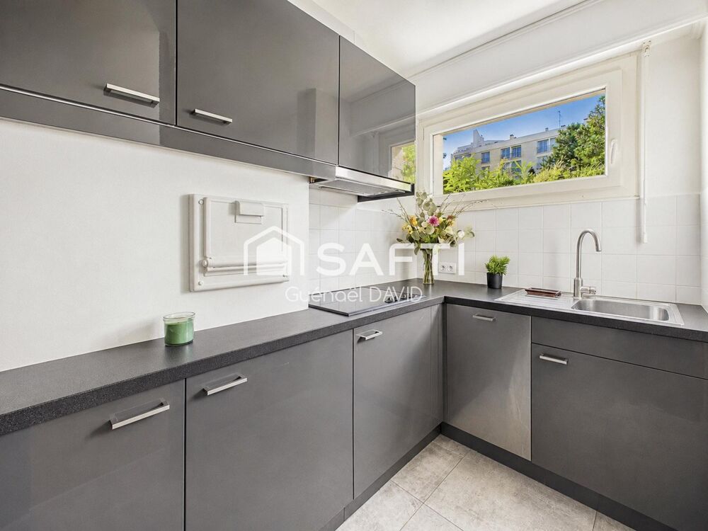Vente Appartement RARE : APPARTEMENT, JARDIN, CAVE ET PARKING Courbevoie