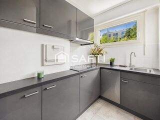 Vente Appartement RARE : APPARTEMENT, JARDIN, CAVE ET PARKING Courbevoie