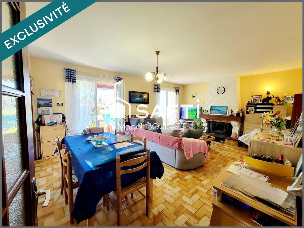 Maison plain pied T4 de 89m², deux chambres, un bureau, une terrasse traversante, un garage, une dépendance, un abri jardin.