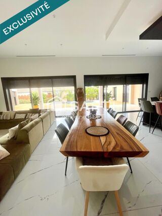  Maison � vendre 8 pi�ces 236 m�