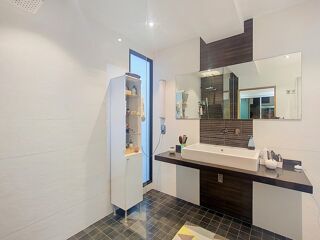  Appartement à vendre 2 pièces 81 m²