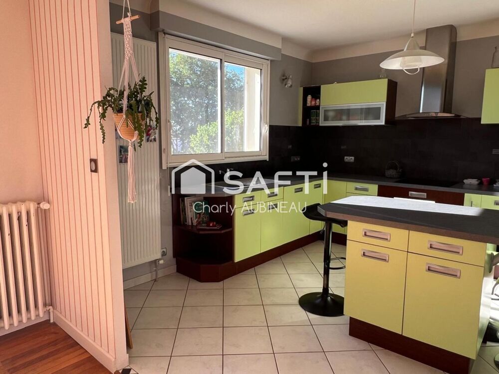 Vente Maison A vendre Maison familiale  Vouill 79 Vouille