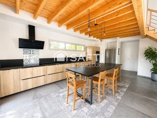 Maison � vendre 8 pi�ces 194 m�