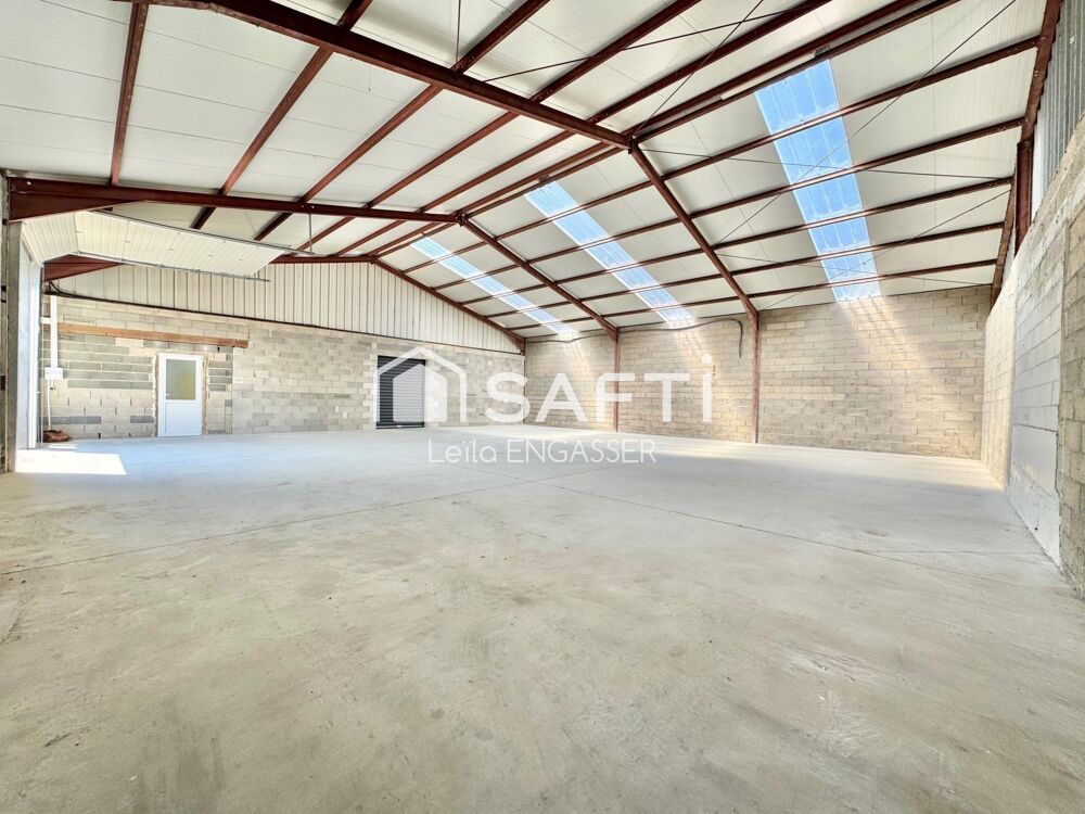   Local commercial à louer - 220m2 - Toutes activités 