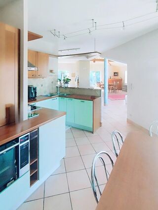  Maison à vendre 10 pièces 237 m²