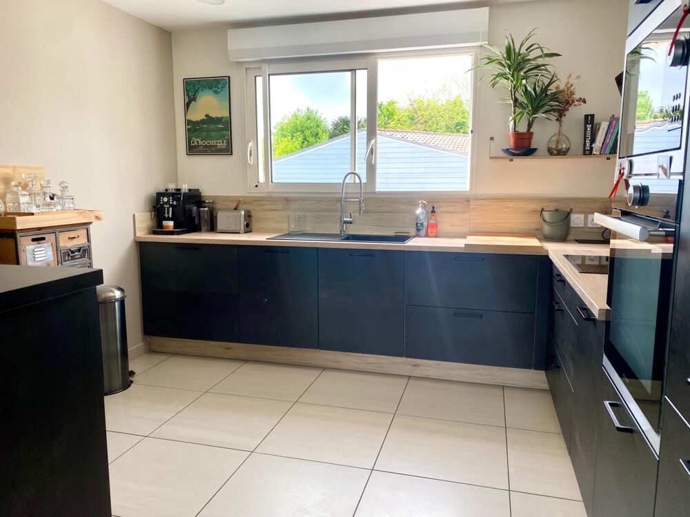 Vente Maison Située dans le secteur très prisé de Rompsay à deux pas du canal venez découvrir ce véritable havre de paix ! Perigny