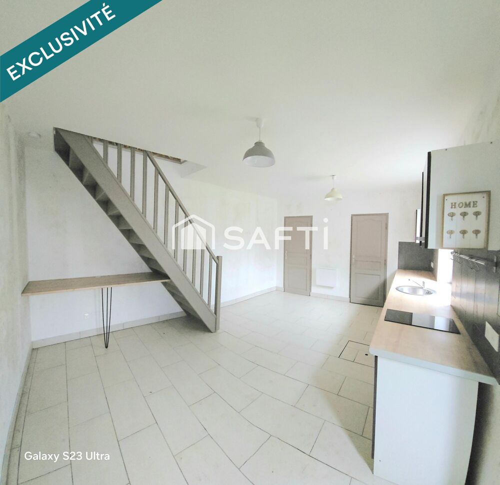 Vente Maison ensemble immoblier : 2 maisons 90 et 70m2, garage , grange 60m2 , dépendance semi abritée, jardin clos au calme. Rougeries