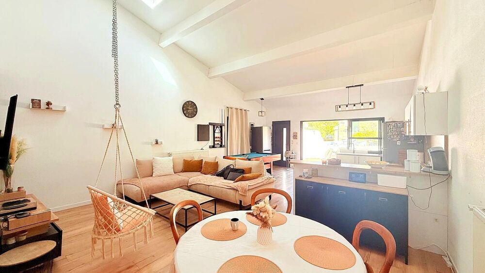 Vente Maison Maison rénovée avec jardin, terrasse et sous-sol – Poilhes Poilhes