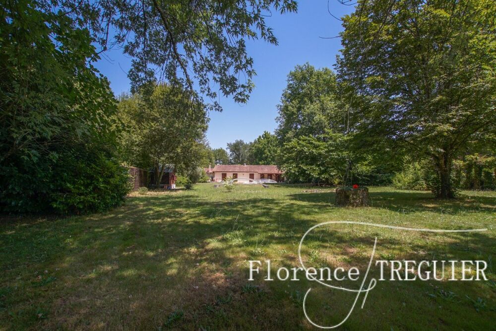 Maison familiale avec piscine et grand jardin AU CALME !