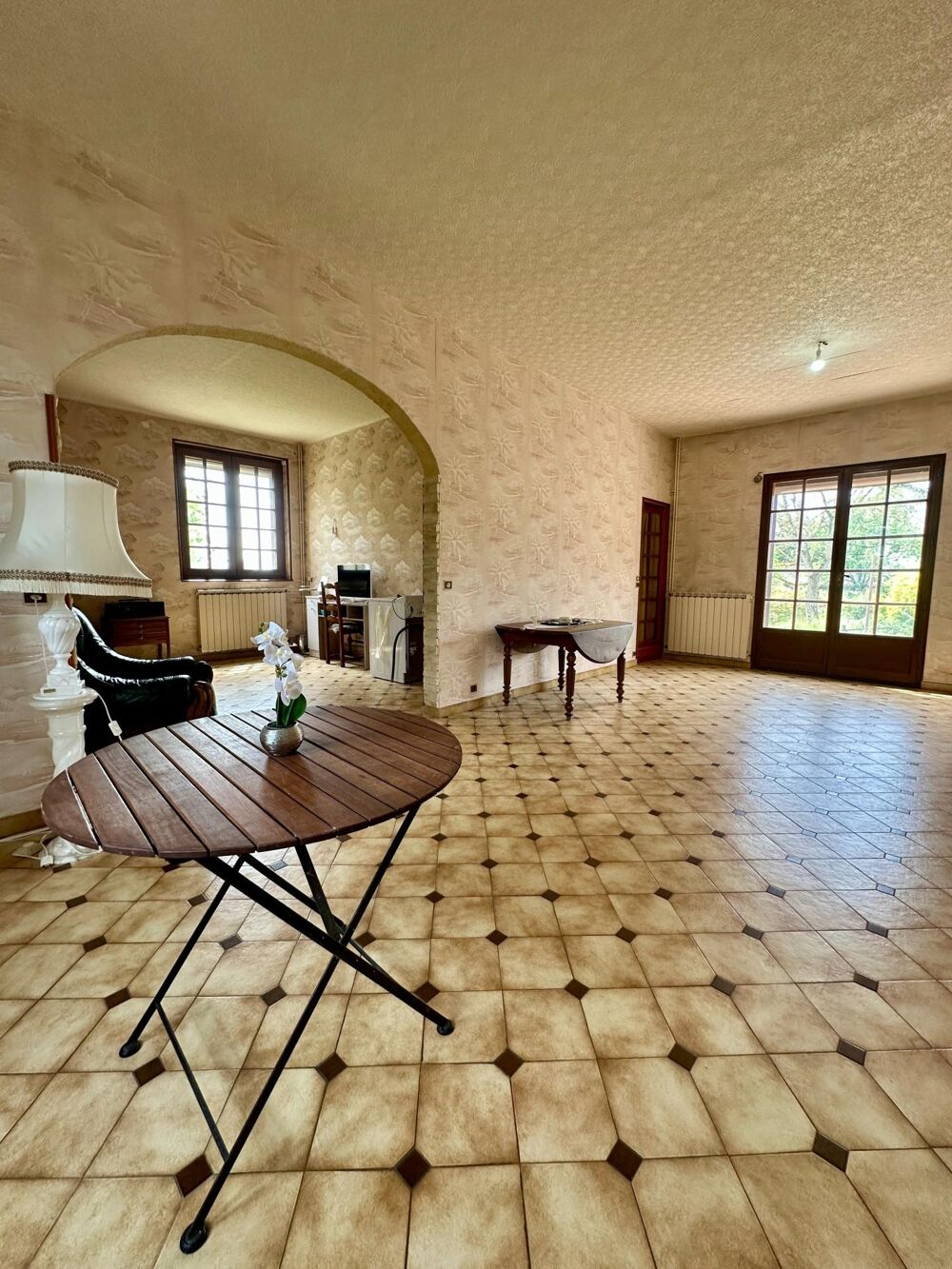 Maison individuelle avec 3 chambres, à rénover