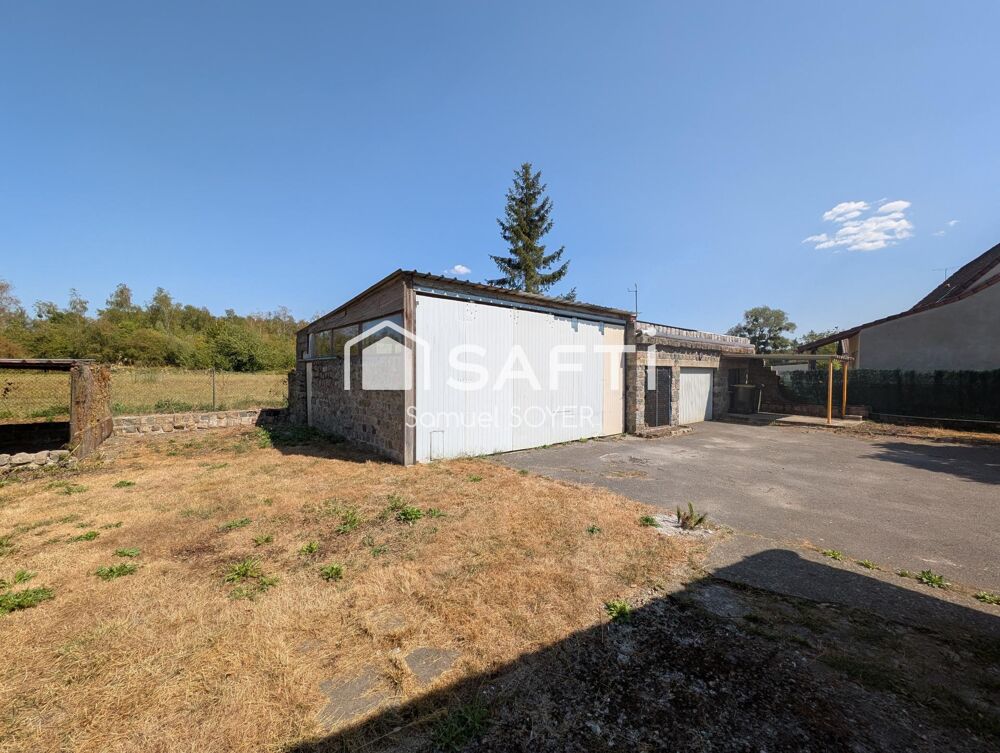 ENSEMBLE DE 2 HABITATIONS AVEC GARAGES ET JARDIN