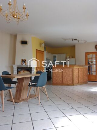  Maison � vendre 10 pi�ces 300 m�