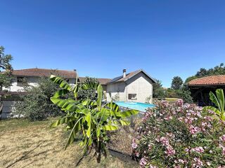  Maison à vendre 6 pièces 195 m²