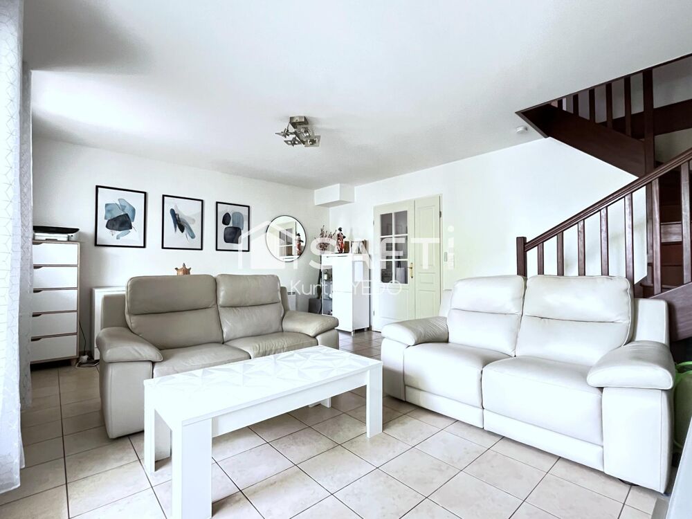 Duplex lumineux avec terrasse box et parking