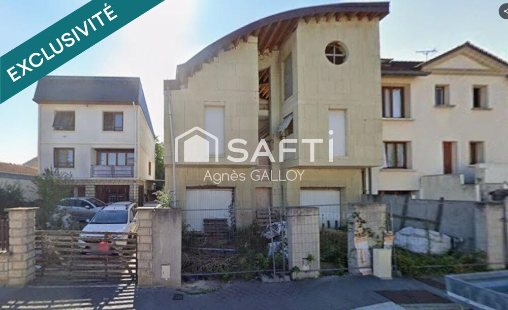 Maison 7 pièces 244 m² · à Versailles · 244 m² · 895 000 €