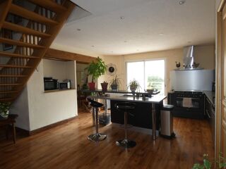  Maison  vendre 6 pices 156 m