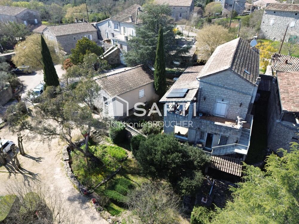 Vente Maison Ancienne magnanerie avec dépendance et piscine Labeaume