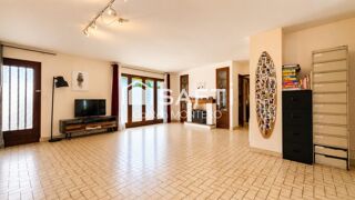  Maison � vendre 4 pi�ces 115 m� Parentis-en-born