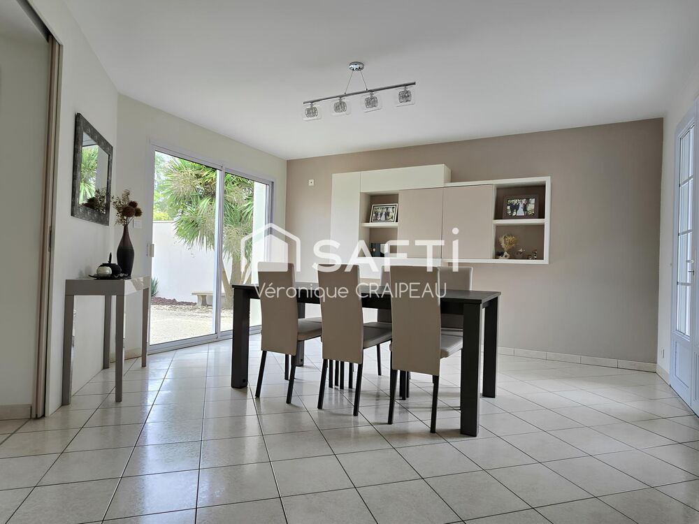 Vente Maison Jolie maison de 141m² avec mezzanine, 3 chambres, garages et studio de 24m² non attenant sur une parcelle de 2592m² Saint-martin-des-noyers