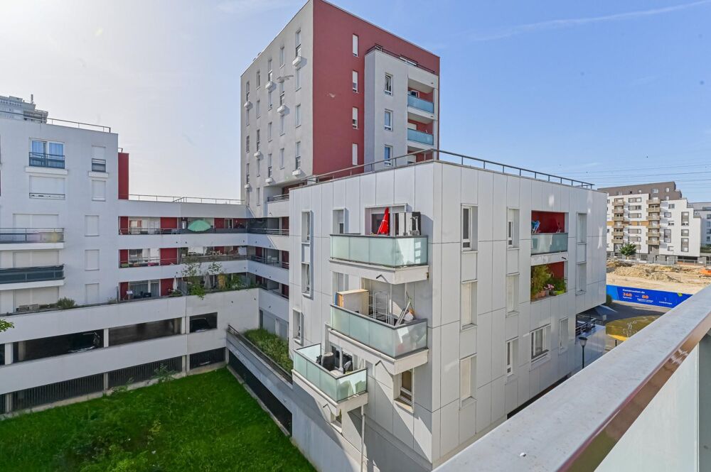 Vente Appartement A  12 Minutes de la Gare RER D Vert de Maisons et de la futur ligne 15 métro Alfortville