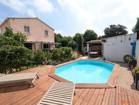   Magnifique maison avec piscine et terrain arbor� Maison - 5 pi�ce(s) - 125 m�