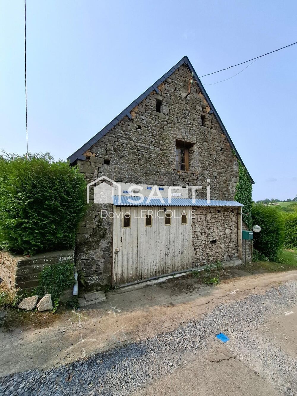Vente Maison TRES GRANDE LONGERE EN PIERRES Le mesnil-rogues