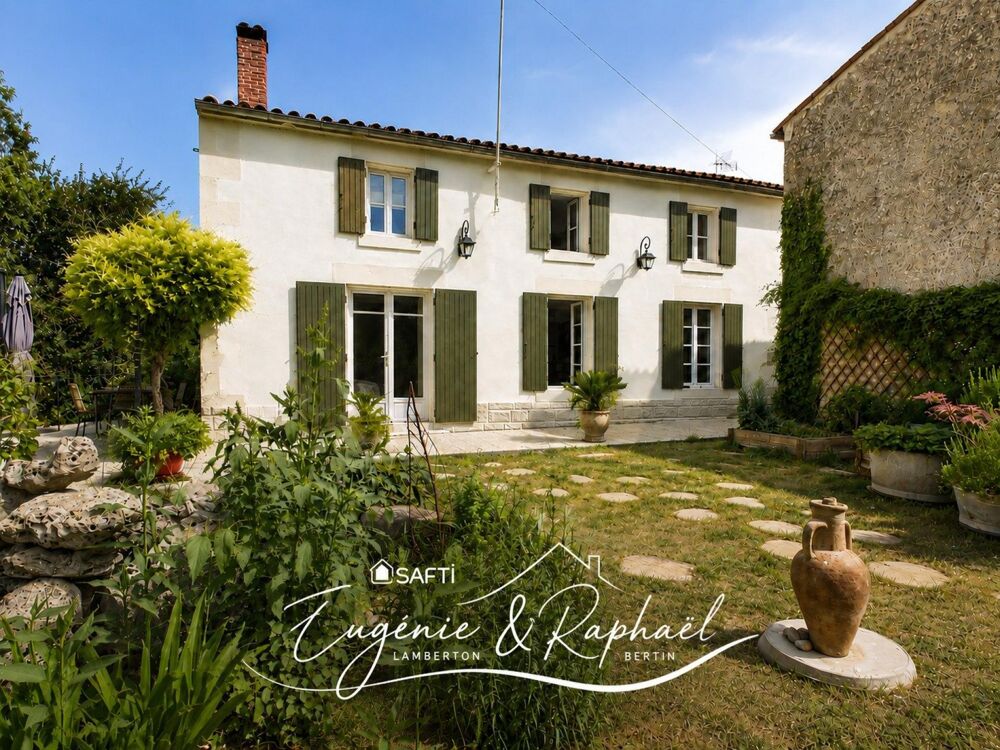 Vente Maison Une propriété de caractère, un environnement exceptionnel, un potentiel à imaginer au cœur du Marais Poitevin. Saint-hilaire-la-palud