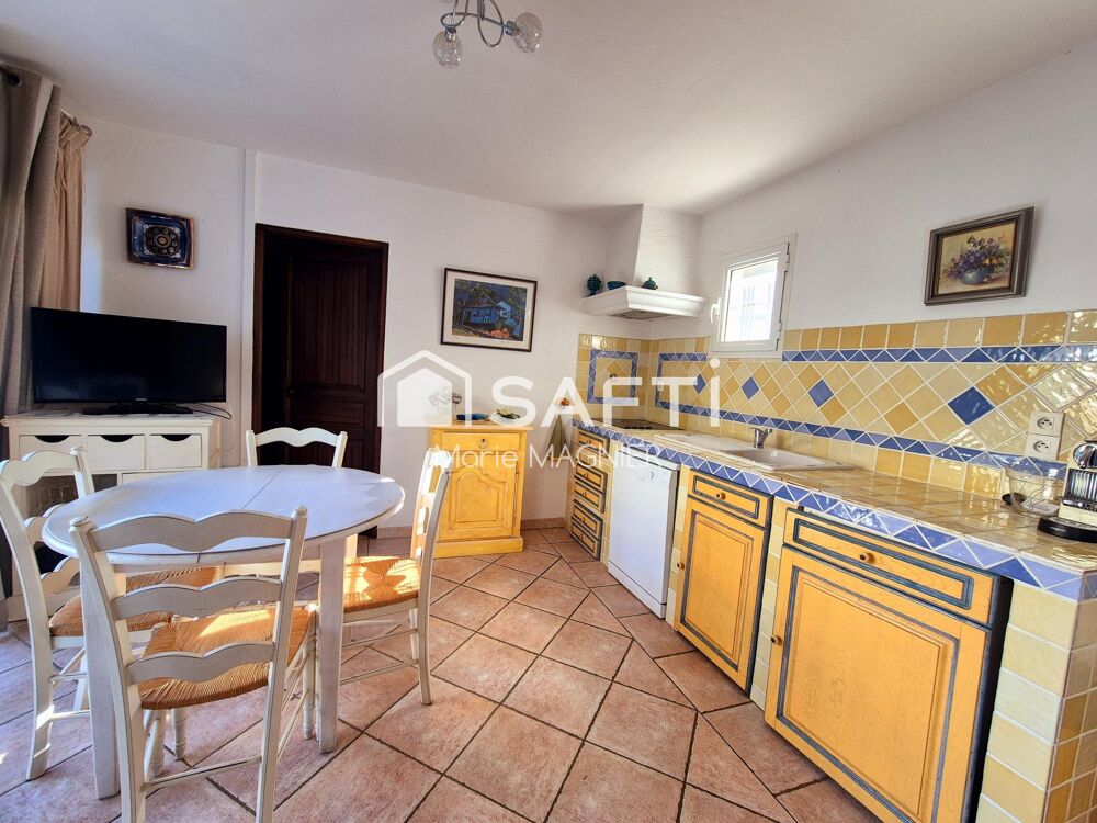 Vente Maison A rénover à votre goût : rare sur le secteur maison de ville T4 de 61m2  avec double terrasses, jardin privatif et garage, comme Cavalaire-sur-mer